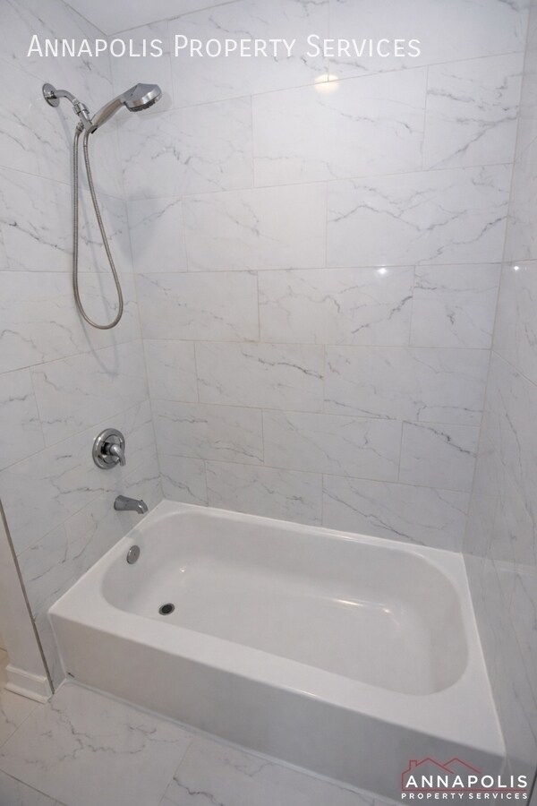 Building Photo - 1702 Forestville Rd