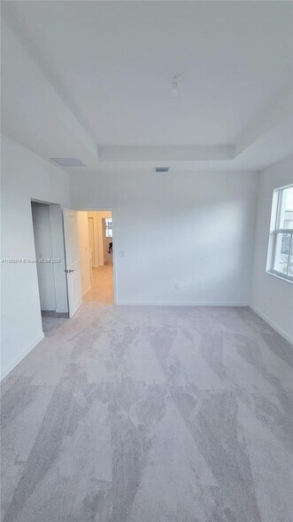 Building Photo - 12010 NW 47th Manor