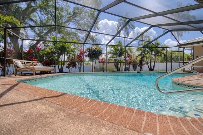 Building Photo - 2315 Minneola Rd