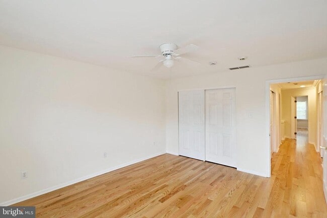 Building Photo - 302 Weston Ln