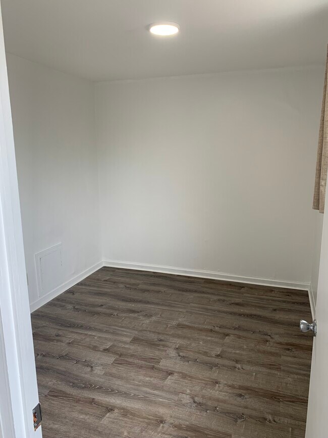 Building Photo - 3340 Ala Laulani St