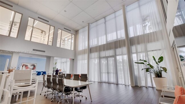 Building Photo - 6630 NW 104th Path