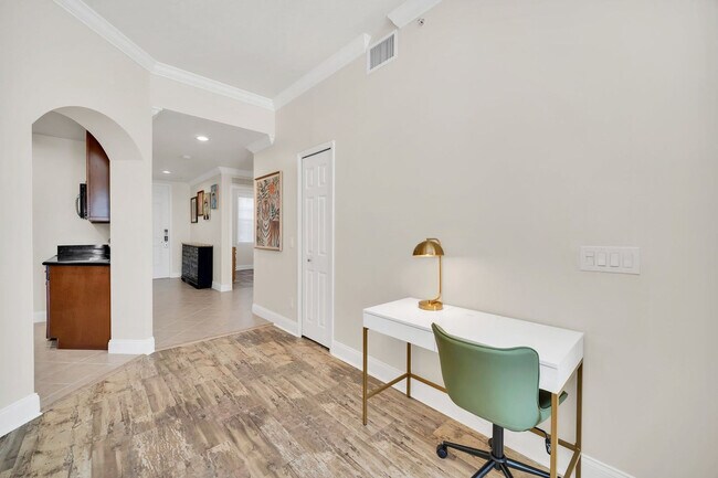 Building Photo - 7501 Mourning Dove Cir