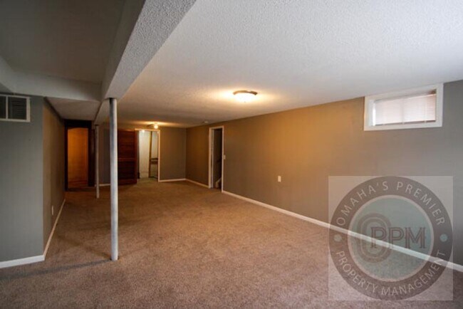 Building Photo - 12317 Weir St