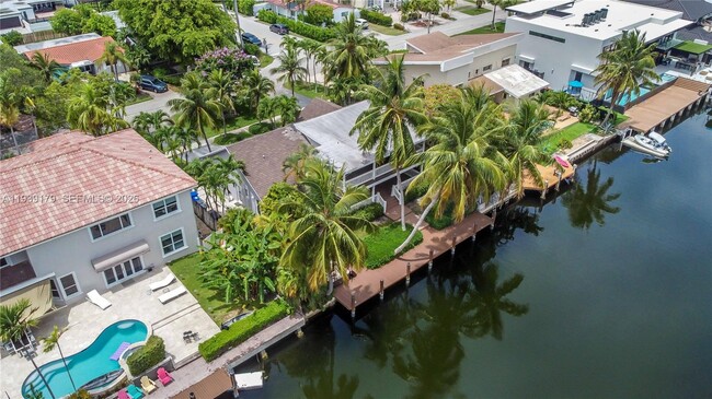 Building Photo - 1108 Washington St