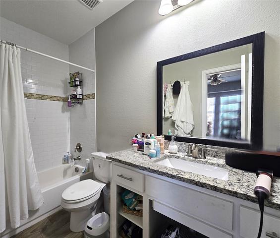 Building Photo - 4134 Ball St