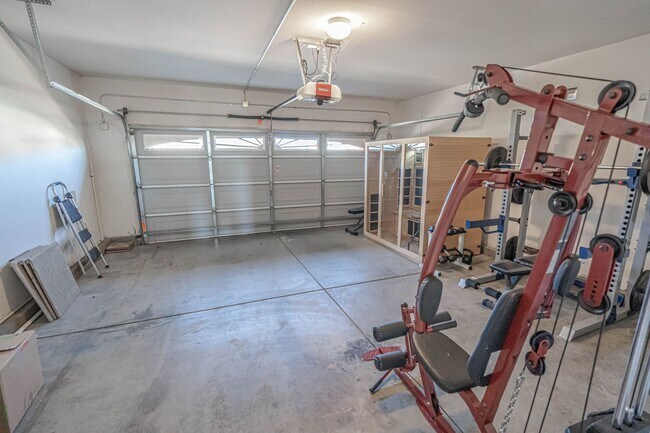Building Photo - COMING SOON! Stunning 4-Bedroom Home for Rent in Palmdale!