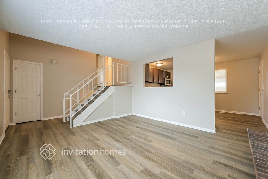 Building Photo - 3361 S Winston St