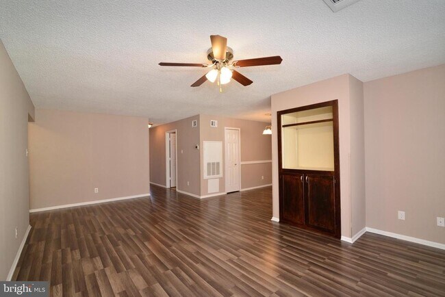 Building Photo - 1113 Huntmaster Terrace NE