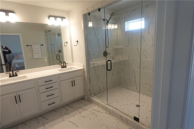 Building Photo - 4549 Cypress Pk Dr