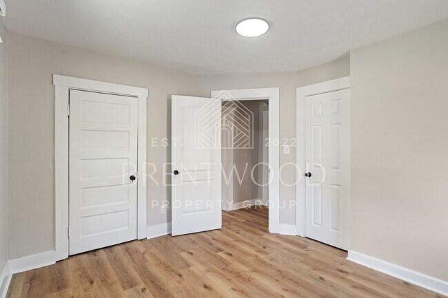 Building Photo - Charming 3-Bed Home In Indy!