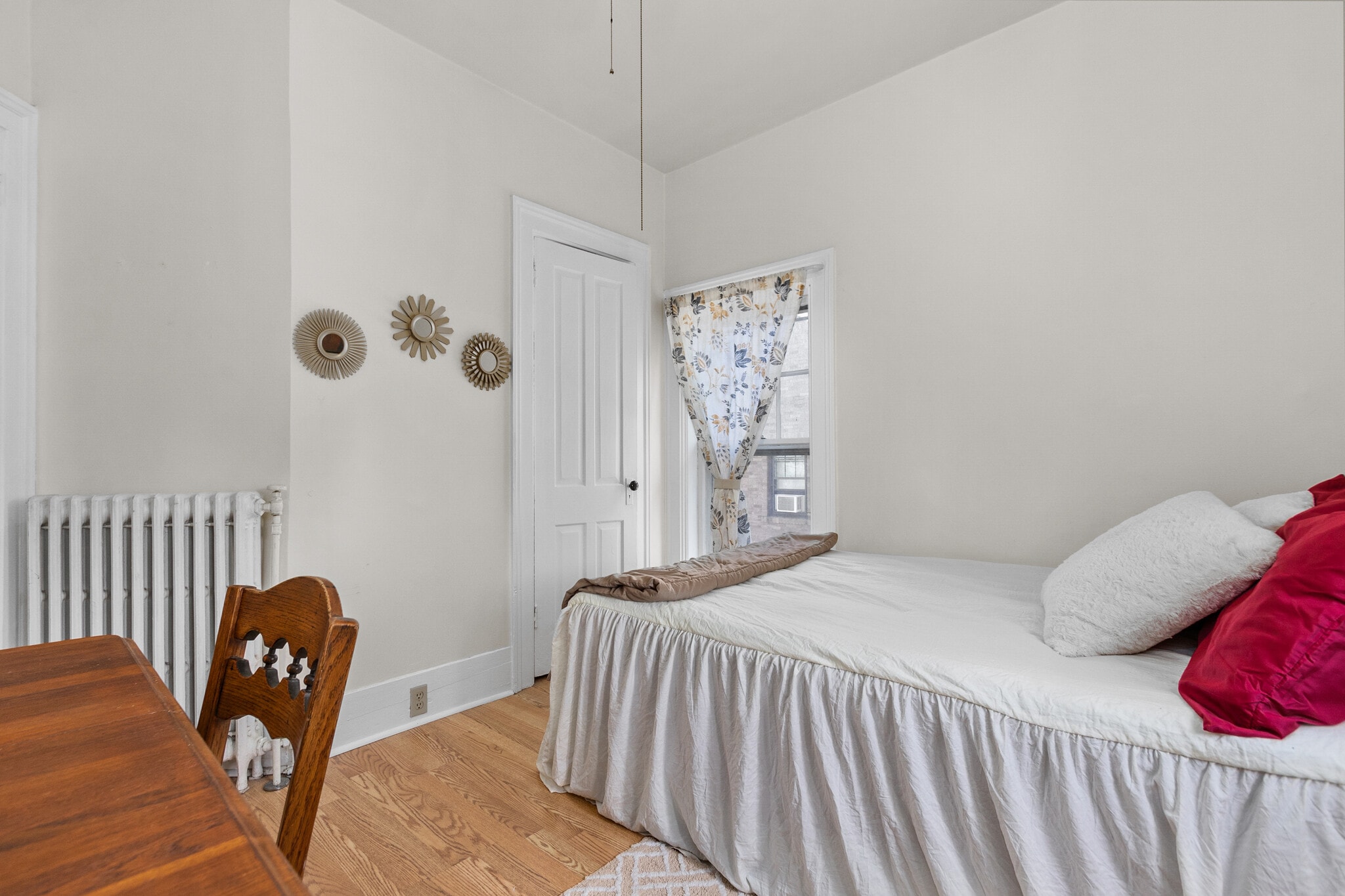 Building Photo - 601 S Walnut St