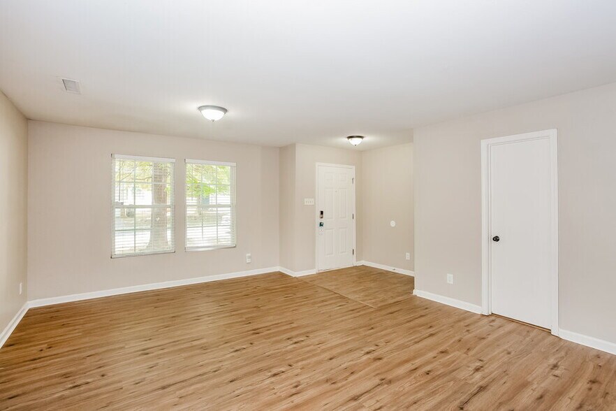 Building Photo - 4214 Quinn Drive