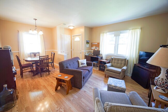 Living Room - 1310 W 7th St