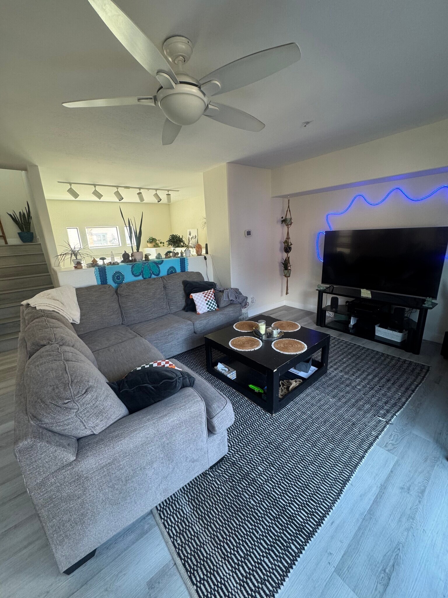 Living Room - 734 S Beck Ave