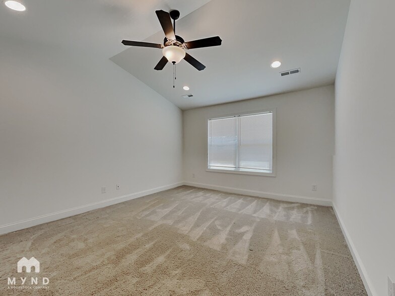 Building Photo - 2620 Poplar Cv Dr NW