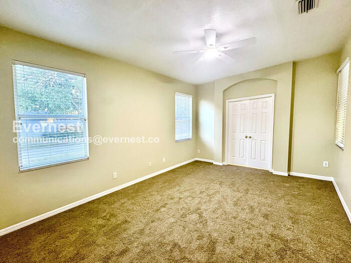 Building Photo - 7002 Potomac Cir