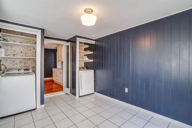 Building Photo - 4412 Calmont Ave