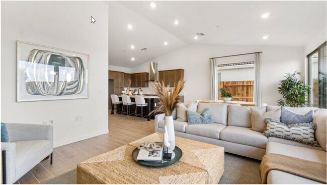 Building Photo - 7423 Passionfruit Dr