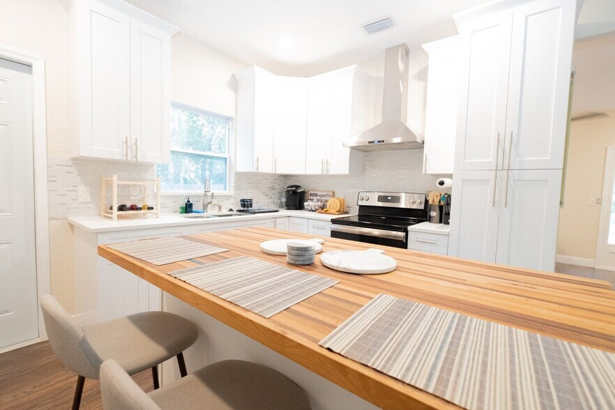 Building Photo - 3409 N 12th St