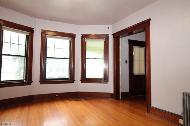 Building Photo - 9 McKinley Ave