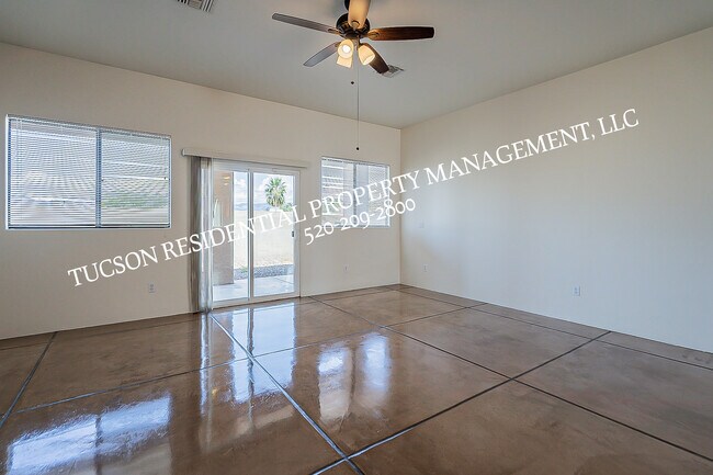 Building Photo - 7399 E Poinciana Pl