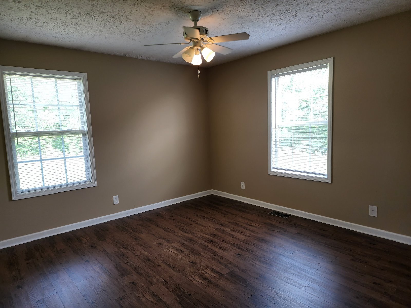 Building Photo - 101B SOLID ROCK CT, CLARKSVILLE, TN 37042