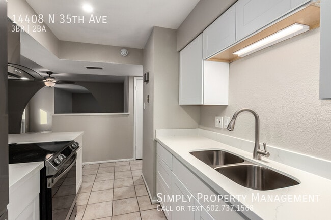 Building Photo - 14408 N 35th Ave