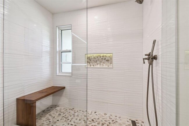 Building Photo - 240 Windward Passage
