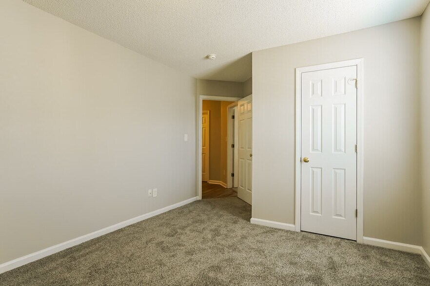 Building Photo - 7028 Paint Rock Ln