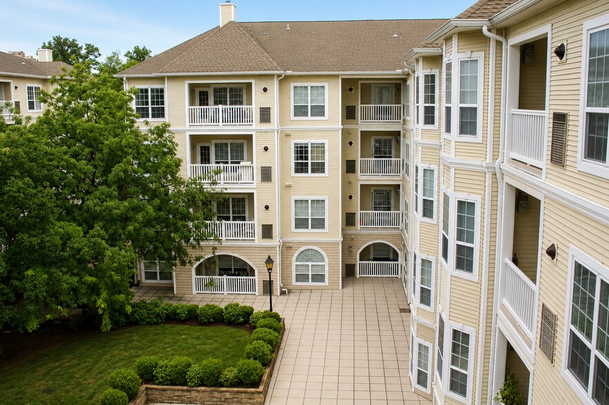 Building Photo - 4551 Strutfield Ln
