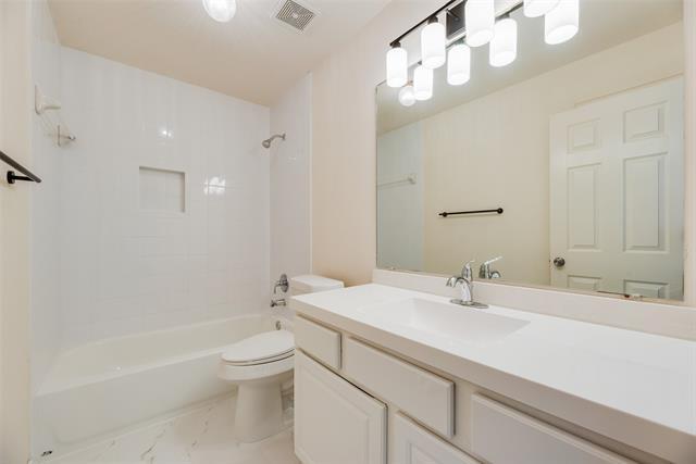 Building Photo - 5525 Buckskin Dr