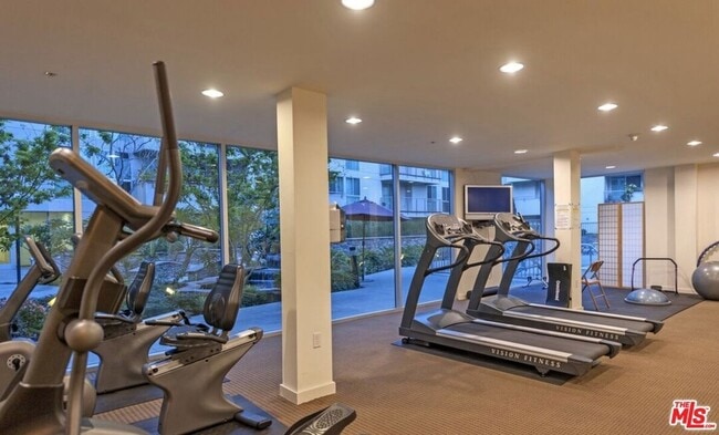 Building Photo - 267 San Pedro St