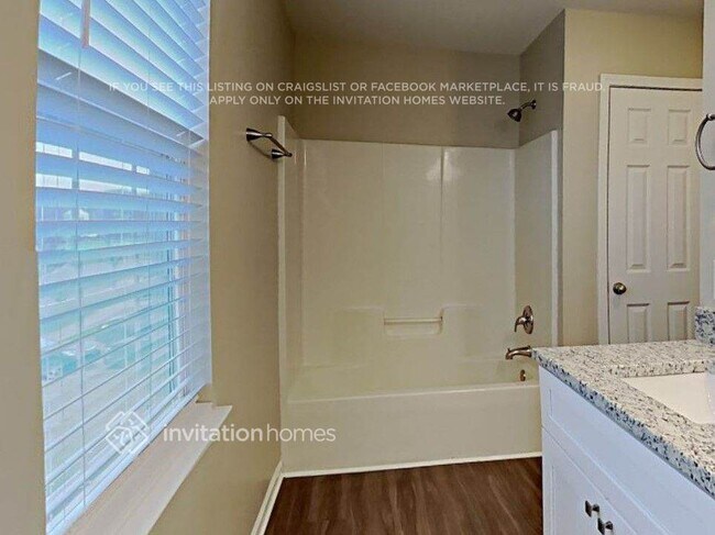 Building Photo - 12822 Beddingfield Dr