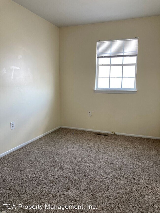 Building Photo - 3 br, 1.5 bath House - 1253 Battery Drive