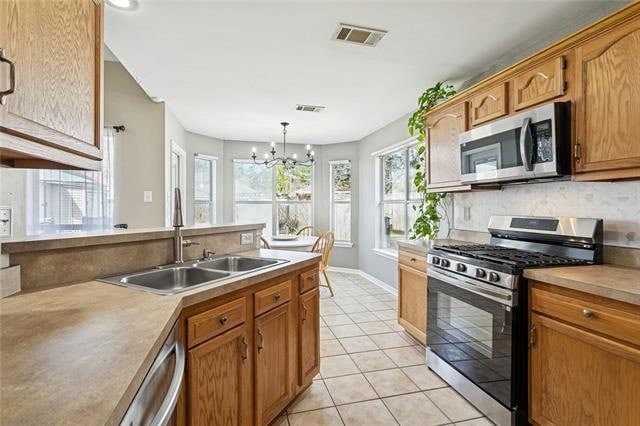 Building Photo - 2184 Ozone Pl