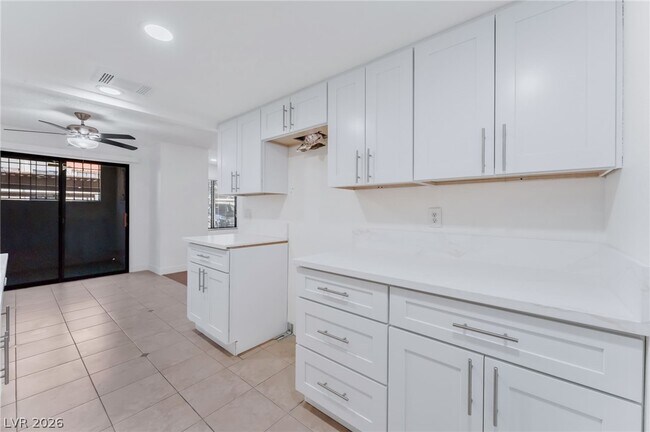 Building Photo - 4361 Gannet Cir