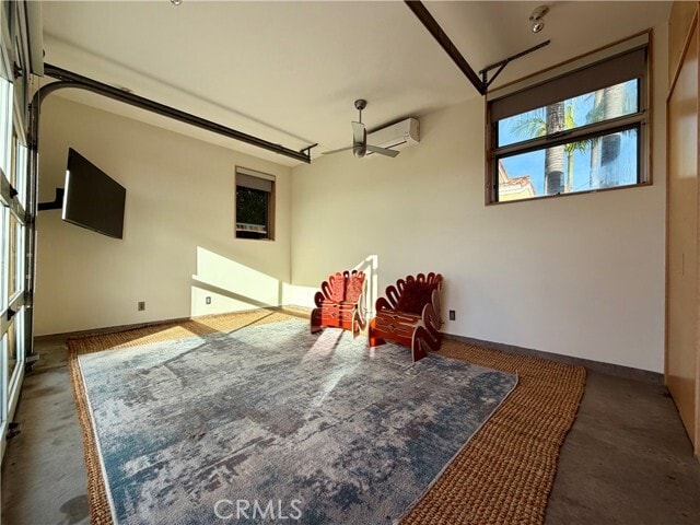 Building Photo - 604 33rd St