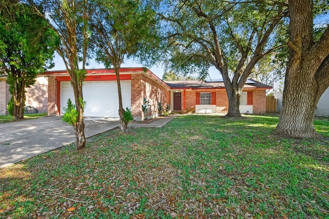 Building Photo - 10423 Permian Dr