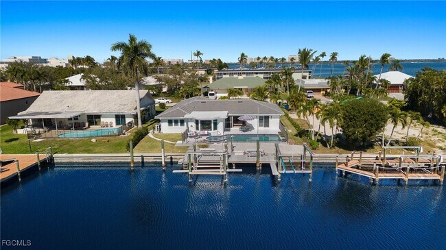 Building Photo - 14701 Fair Havens Rd