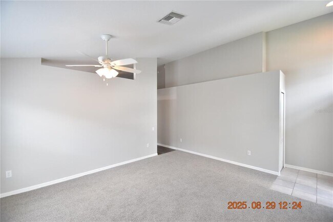Building Photo - 944 Ridge Haven Dr