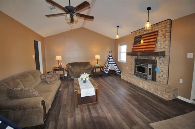 Building Photo - 801 Pearson Dr