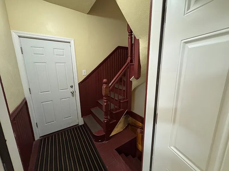 Building Photo - 368 Washington St