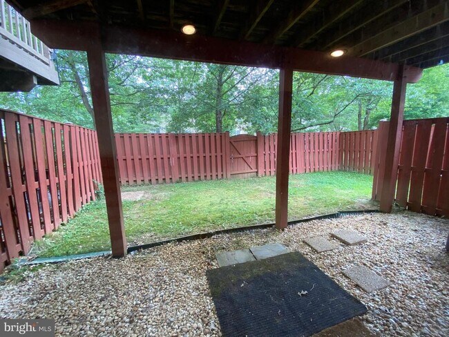 Building Photo - 6555 Kelsey Point Cir