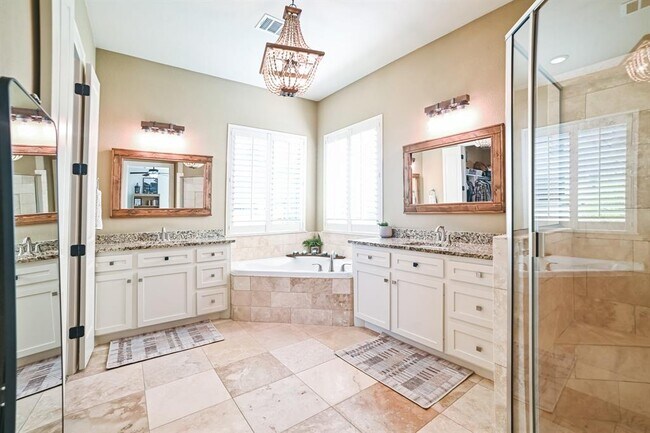 Building Photo - 2302 Arroyo Grande