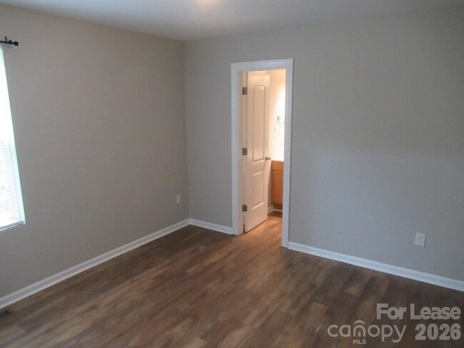 Building Photo - 4584 Maiden Hwy