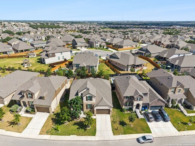 Building Photo - 12142 Buckaroo Ranch