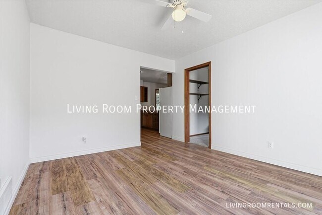 Building Photo - 6550 Beam St