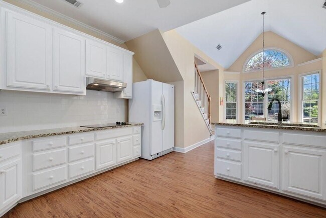 Building Photo - 4009 Treemont Ln