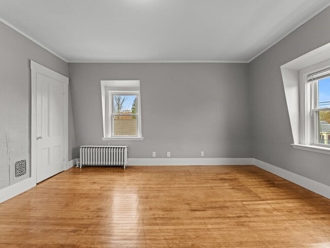 Building Photo - 40 W Central St